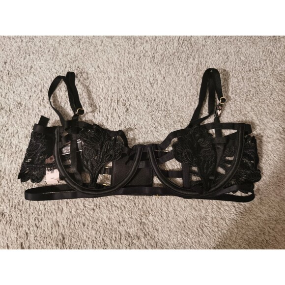 NWT Victoria's Secret Very Sexy Black Bra 34 C Floral New Hollow Out Lingerie - Picture 8 of 10